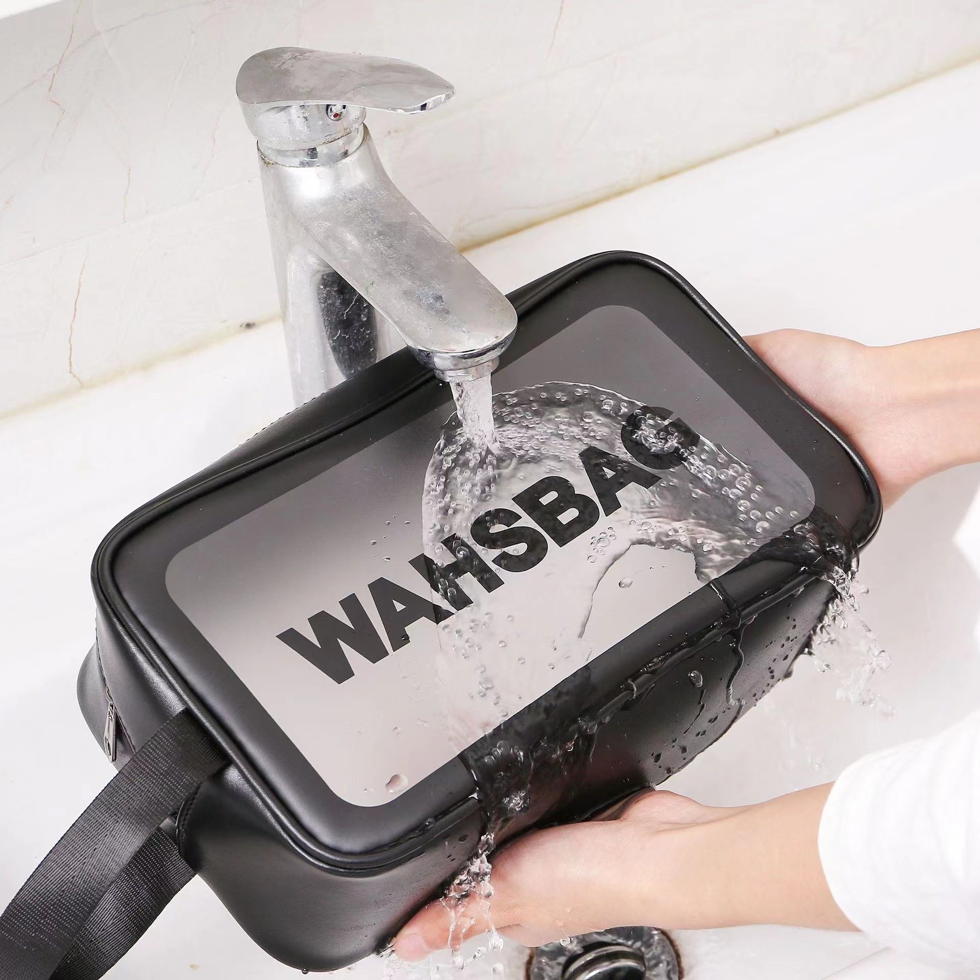 Custom Logo PU Transparent Cosmetic Bag Large Capacity Wash Bag Waterproof Bath Bag with Low MOQ Makeup Bag