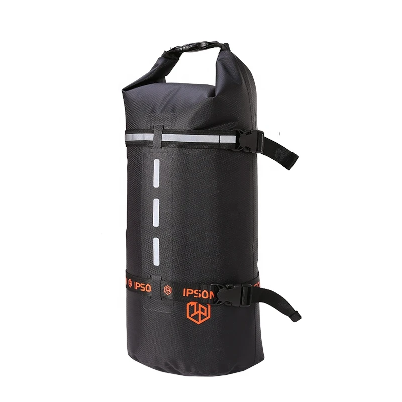 Customized  PU light weight waterproof  bicycle  pannier bag
