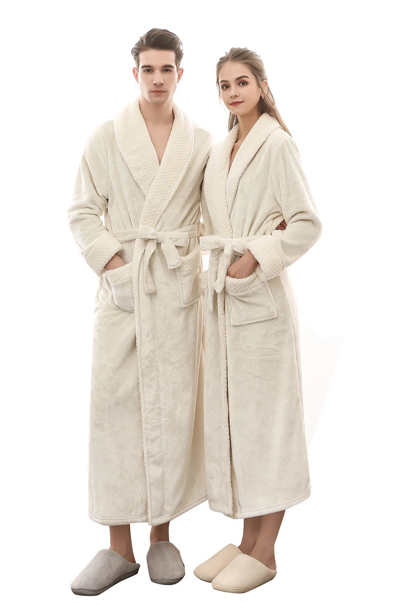 Flannel couples pajamas are thickened and extended with coral velvet winter bathrobes