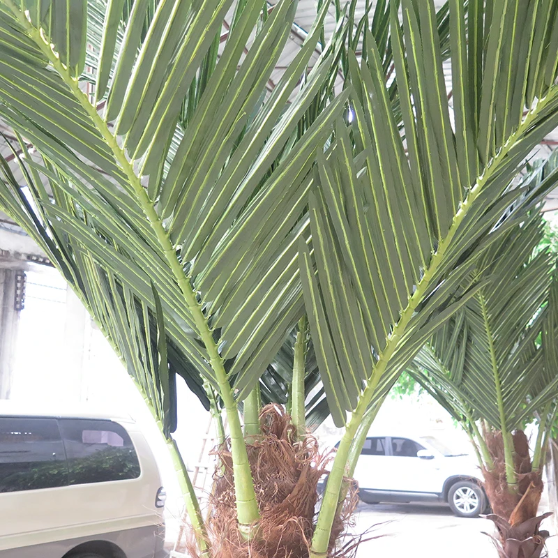 High quality artificial green outdoor decorative tree artificial plastic palm tree