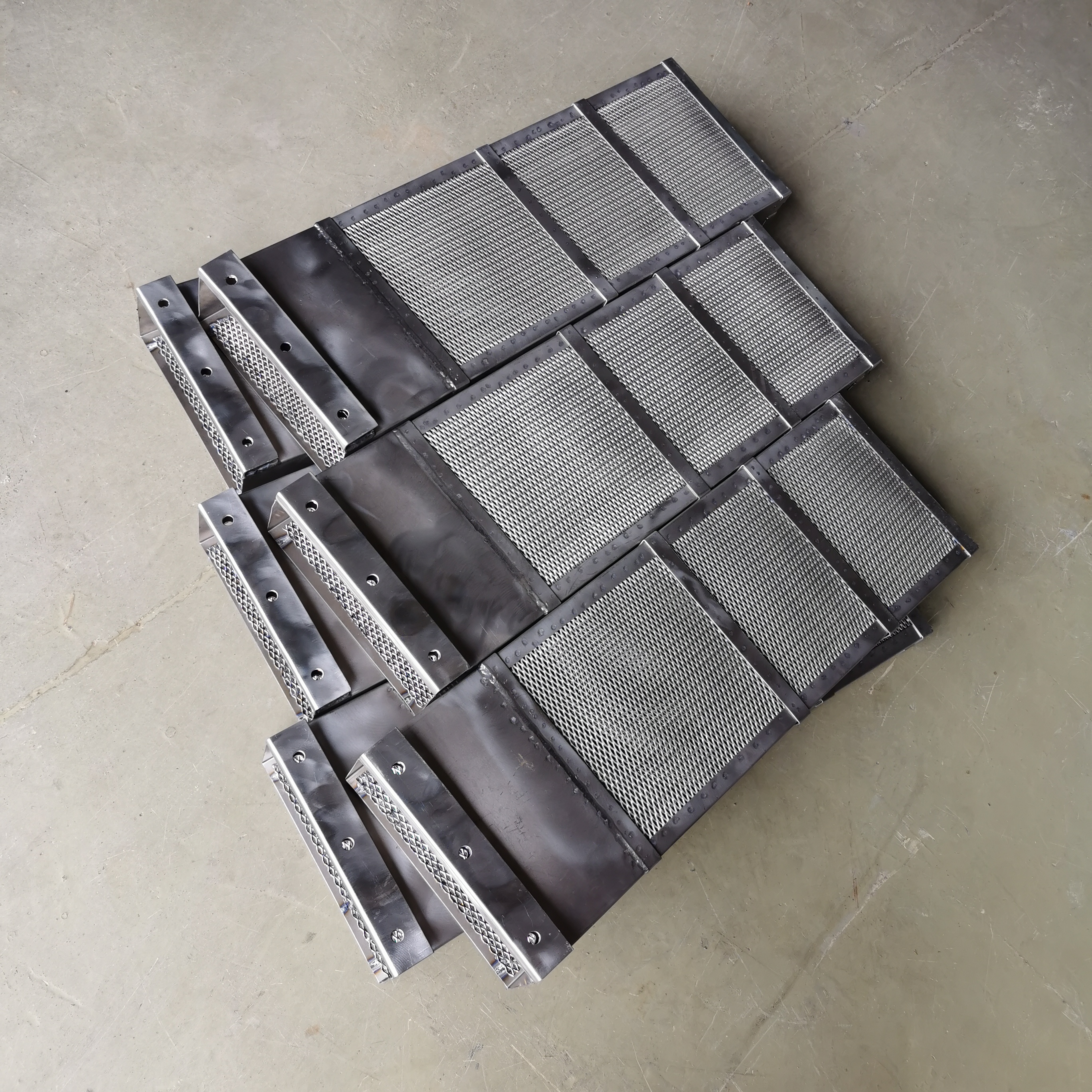 Buy Hot Selling Titanium Anode Cathode Basket For Cathodic Protection ...