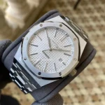 Latest Noob Watch Clean Factory Ap 15400 White Dial All-in-One Cal. 3210 Movement 41mm About 9.5mm Thickness