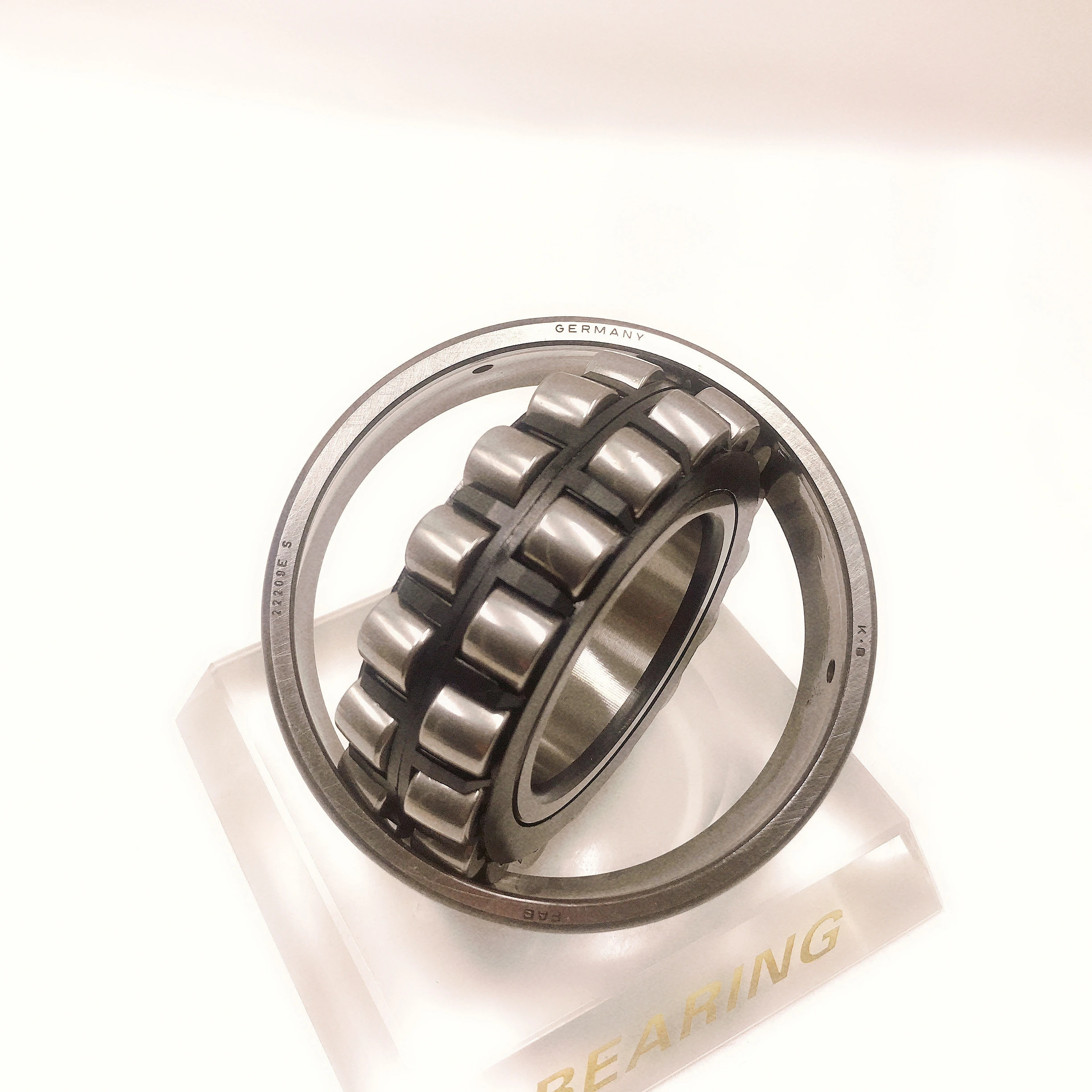 Self-aligning roller bearing 22209ES nylon retainer Spherical Roller Bearing with Cylindrical Bore 45x85x23mm