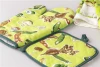 100% cotton Kitchen Linen Set 3pcs Top Quality Quilted Cotton Pot Holder and Oven Mitt With Kitchen Towel in 3 Piece Set