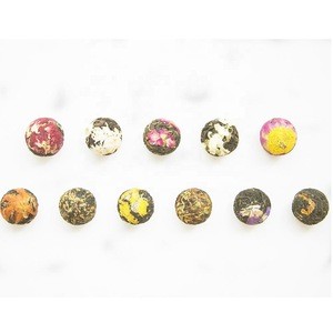 2020 Health Care Product Top Quality Yunnan Black Tea Dragon Pearl With Rose Flower One Ball One Tea Cup