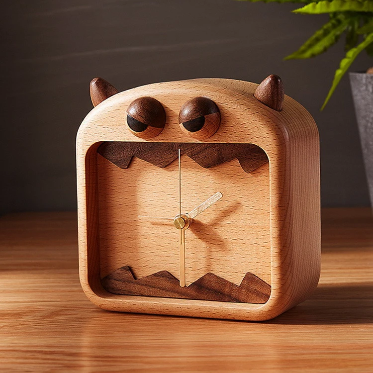 2020 New Wooden Living Room Home Decoration Table Wooden Alarm Clock