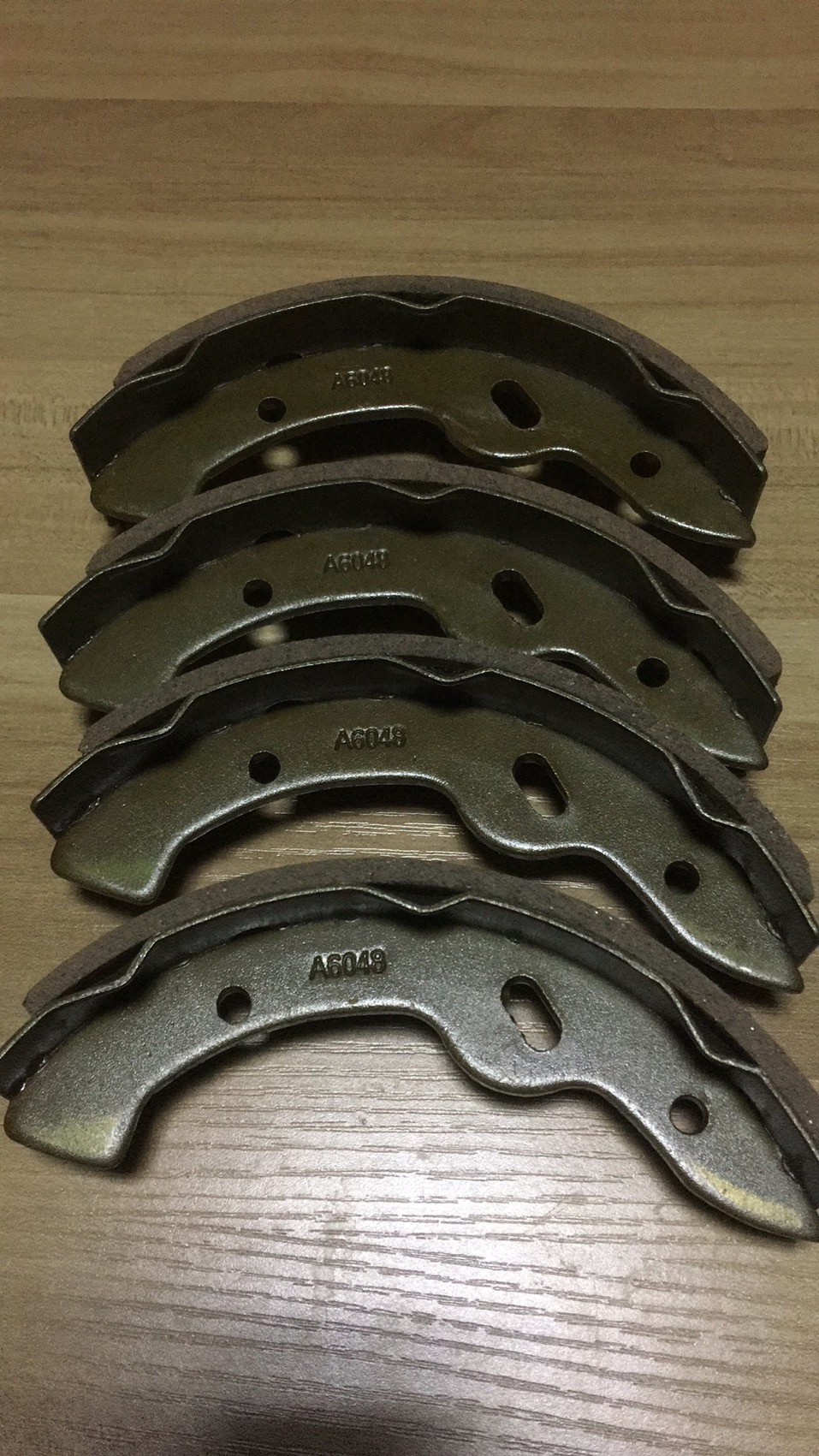 Brake shoes (Set of 4) For Golf Carts E-Z-GO TXT-27943-G01 4266