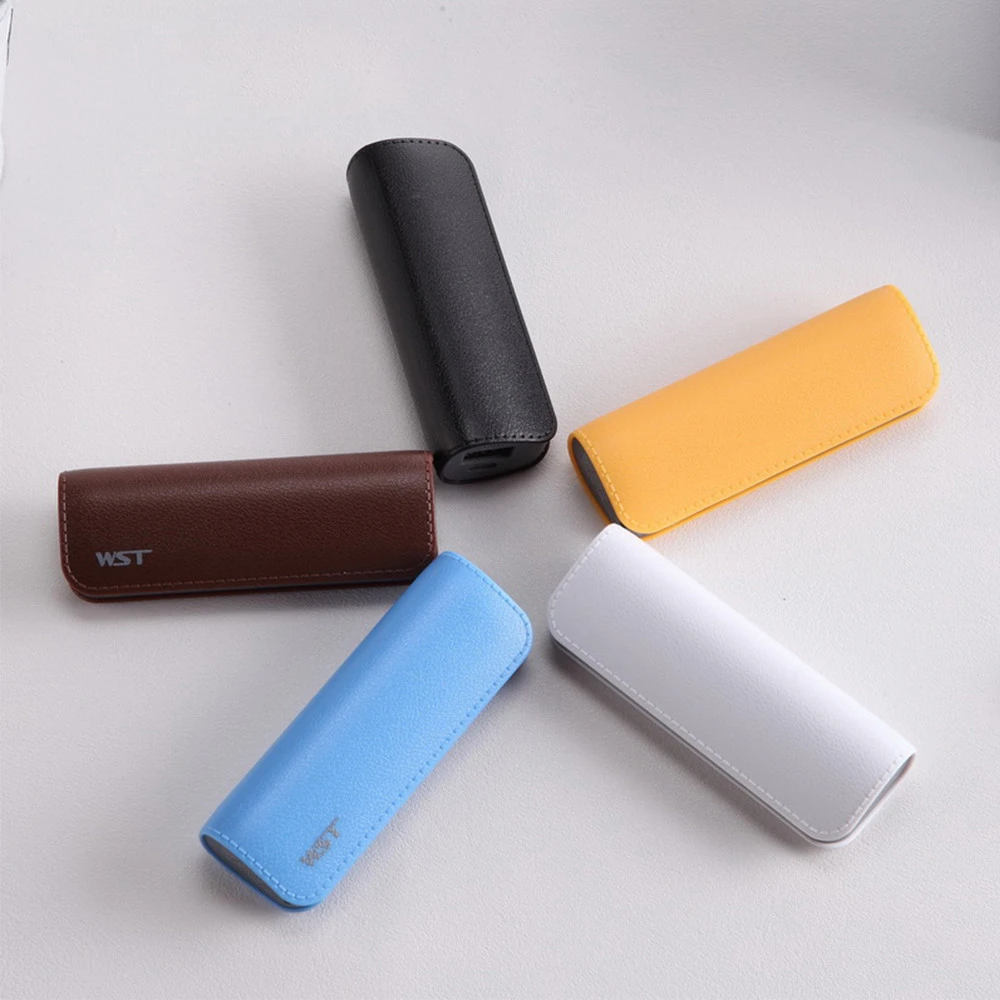 Charger Customization OEM Service  Powerbanks Charging Mobile Phone Power Banks 2600mah with USB Line