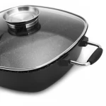 Die-cast aluminum shallow casserole with black ceramic non stick coating and stainless steel handles knob