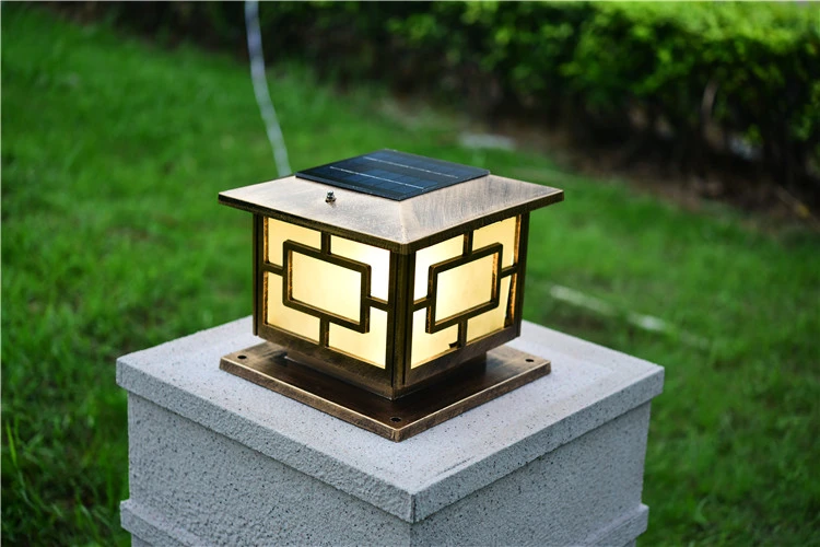 Direct Sales Led Gate Powered Garden Light Pillar Solar Lamp With Factory Prices