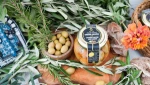 Fresh Green Olives with Cayenne Peppers & Lemon, High Quality Tunisian Table Olives,Table Green Olives 370 ml Glass Jar