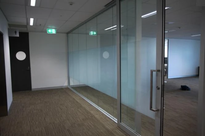 Good quality Aluminum Profile Clear Glass frameless window glass wall Office Partition Wall