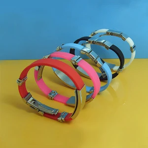Hot Sale Plain Silicone Bracelets with Metal Clip