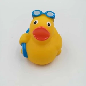 Hot Selling Promotional Custom Baby Bath Rubber Duck for Kids funny Bath Toy