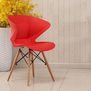 Leisure Style Hotel Wooden Leg Plastic Dining Chair Without Arm