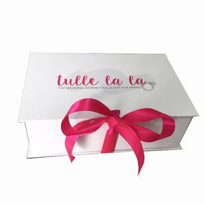 Luxury beauty women clothing packaging gift box, box packaging custom logo