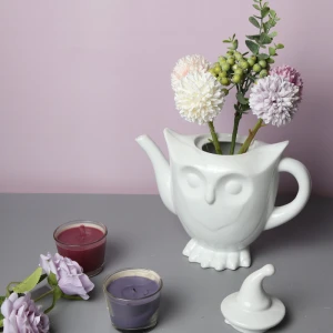 TP37 Stylish Animal Series Flower Ceramic Vase with White Color