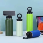 Wholesale Custom 32oz Magnetic Handle Tumbler Cups Double Wall Insulated Stainless Steel Water Bottle With Straw And Lid