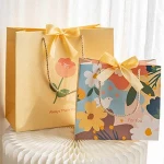 High Quality Reusable Cardboard Gift Bag Tote Shipping Bags With Handle For Gift Packing