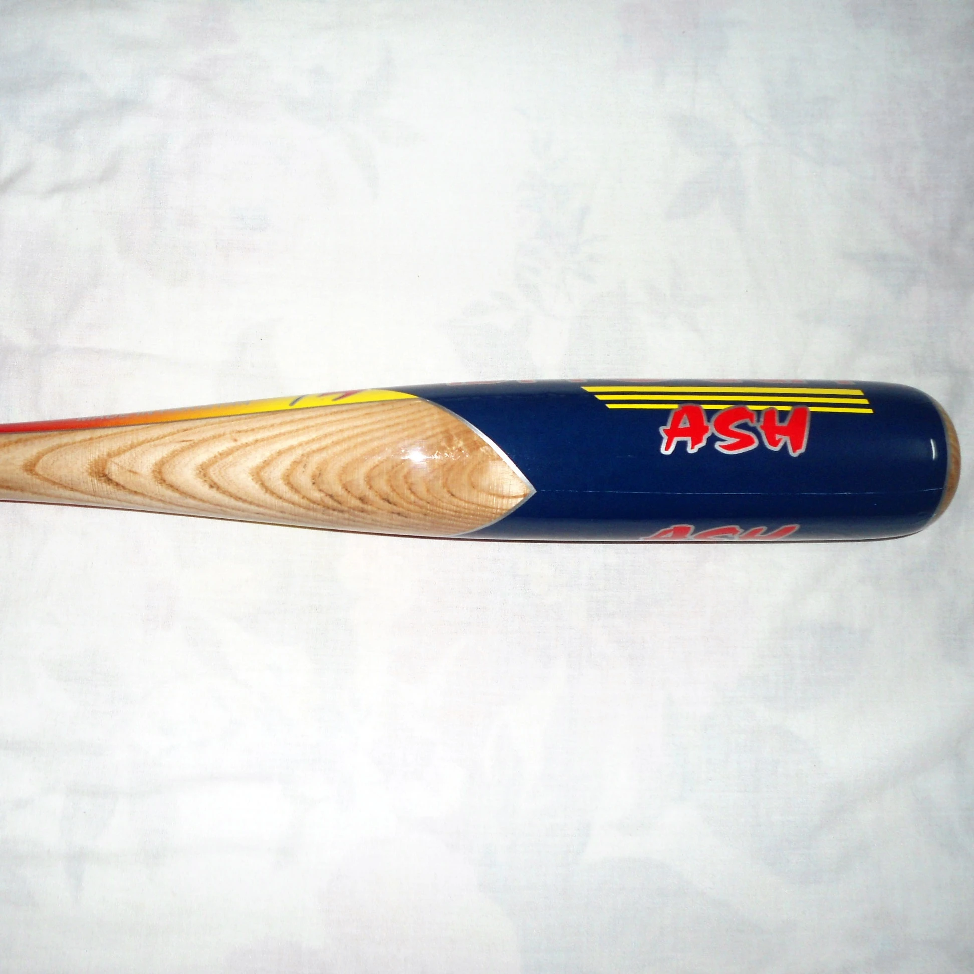 Bholla Baseball Bat / Softball Bat Quality Look Ash Wood 31"