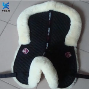 Customized genuinesheepskin wool felt horse saddle pad