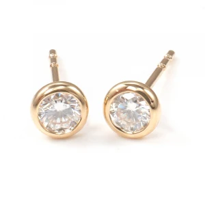 Flat post back 4mm 0.3ct round brilliant cut DEF color moissanite diamond stud earrings in 18k yellow gold