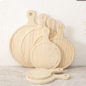 High quality beech round wood pizza cutting board with handle wooden pizza chopping board