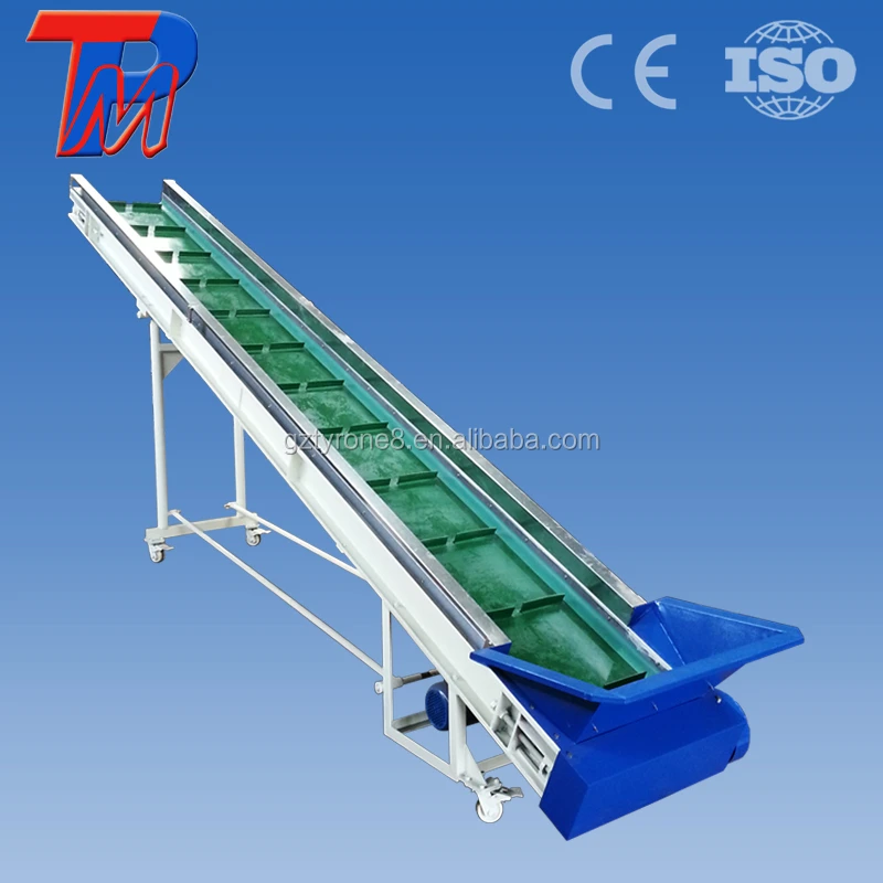 High quality loading conveyor for plastic recycling