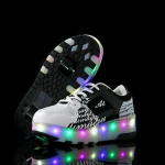 High quality low price retractable electric wheels skate roller shoes kids slip on sneakers