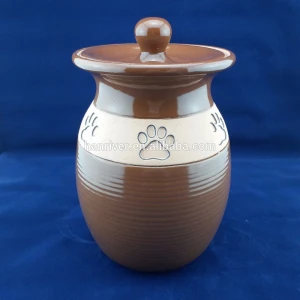 Hot sale unique customize ceramics pet cremation urn with hand paint paw print for dog