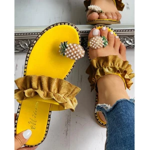 Hotselling wholesale cheap fashion summer sandal pineapple rhinestone girl lady slipper slide manufacturer flat slipper woman