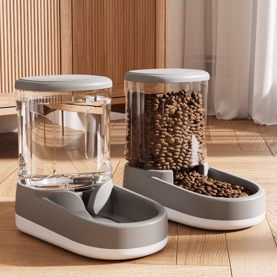 Large Capacity Unplugged Universal Home Automatic Feeders for Dogs and Cats