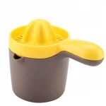 OJ-2339 BPA Free Large Plastic Lemon Press Lime Squeezer Plastic Manual Citrus Juicer