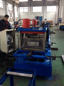 On Promotion Fully Automatic C Purlin Cold Roll Forming Machine