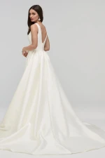 Simple Deep Double V-neck High Waist White A line Evening Dress Formal Dress Bridesmaid Party Dress