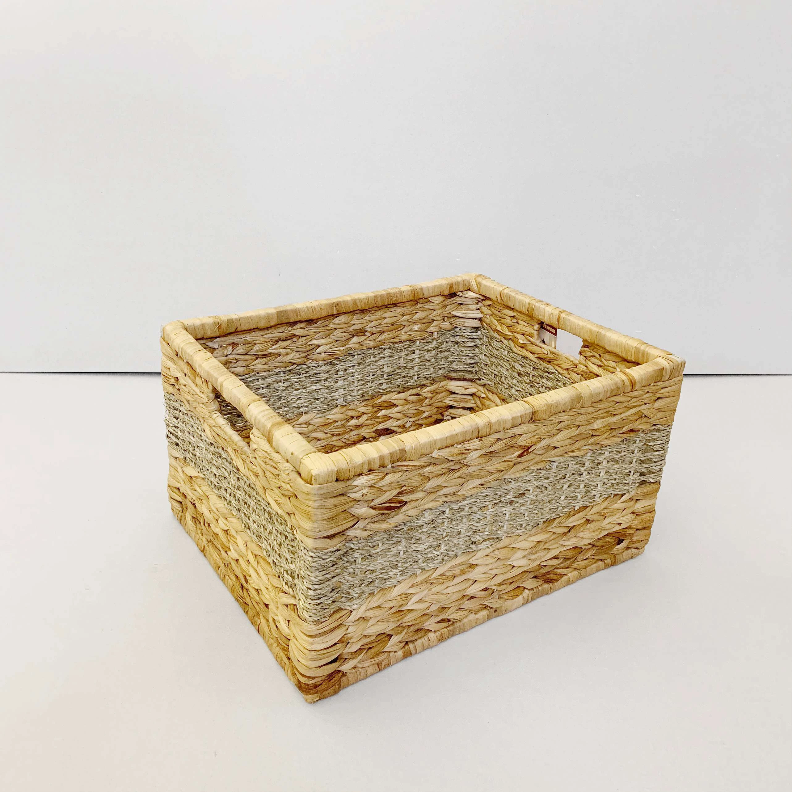 Vietnam High quality Eco - friendly Customized Handwoven Water Hyacinth Laundry Basket Storage Basket with cut out handles