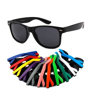 2018 fashion sun glasses Low MOQ UV400 Promotional plastic cheap sunglasses