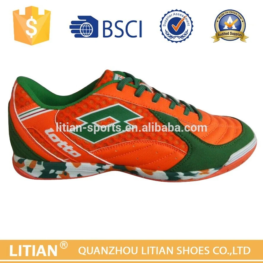 2019 Stylish New arrival high quality soccer shoes football shoe