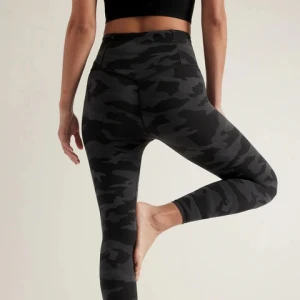 Cheap Price Best Design Customized Logo Printing Sublimation Printed Light Weight Polyester Material Full Length Women Leggings