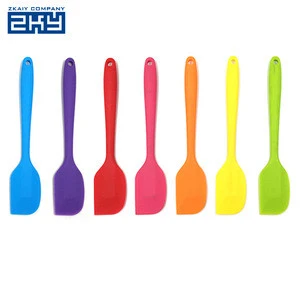 Colorful Cake Brushes Baking Tool Heat Resistant Mixing Silicone Spatulas Cake Scraping