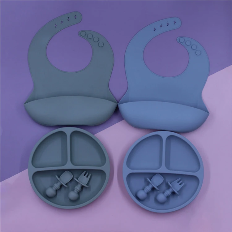 Comfortable Silicone Feeding Bib Waterproof Adjustable Snaps Baby Bibs and plate and spoon and fork