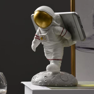Handmade resin astronaut house decor Cutest Funny Unique Cell 3d Mobile Phone Holder Stand Spaceman Figurine Astronaut
