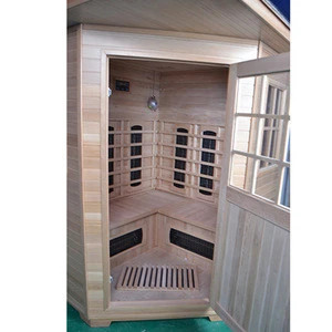 Outdoor steam sauna room