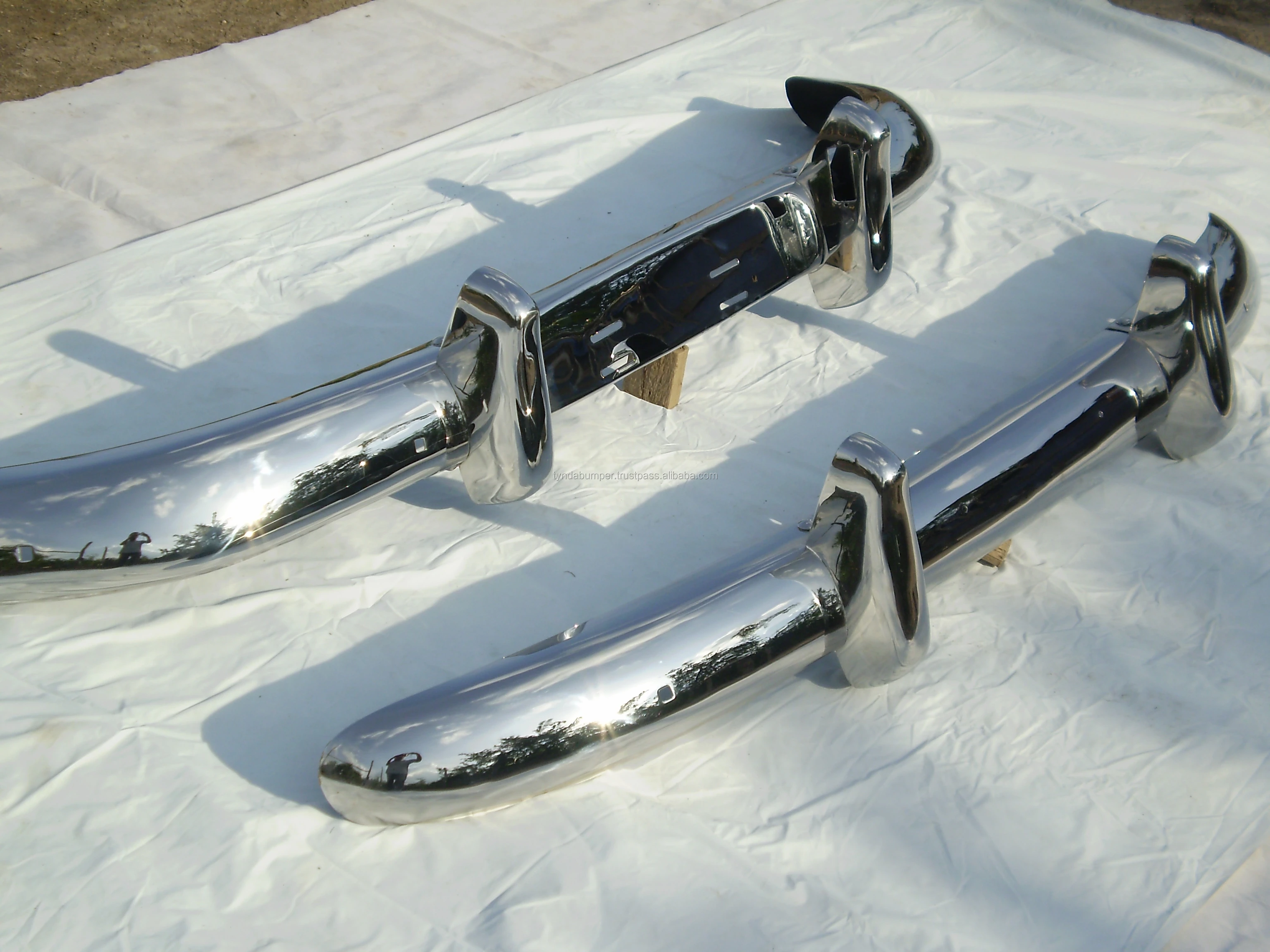 PV 544 Euro Version (1958-1965) bumpers stainless steel polished.discount 5%