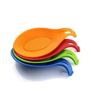 Silicone Holder 7.7&quot; Kitchen Silicone Spoon Rest Flexible Almond-Shaped Heat Resistant Cooking Spoon Holder