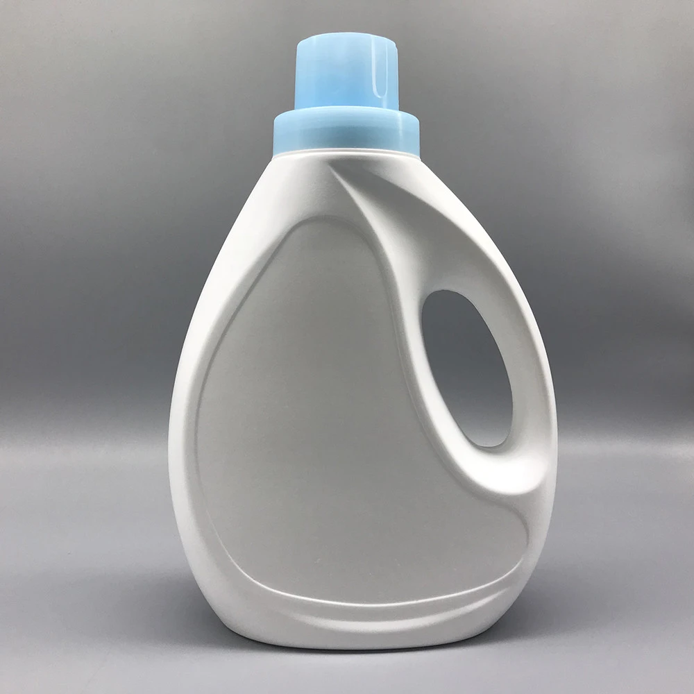 Without bleaching agent PE Plastic laundry detergent bottle with cap measuring