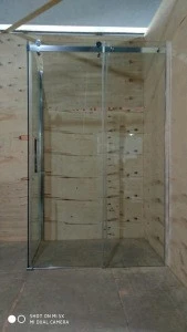 2018 new design 8mm tempered glass hot shower door
