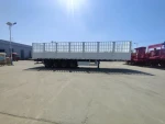 China 3 Axle 12 tire 40-60 Tons Side wall Stake Animal Transport Cargo Fence Truck Semi Trailer