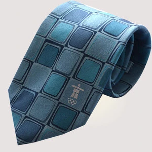 Chinese Factory Woven Jacquard 7 Fold Polyester Neck Tie with Custom Logo