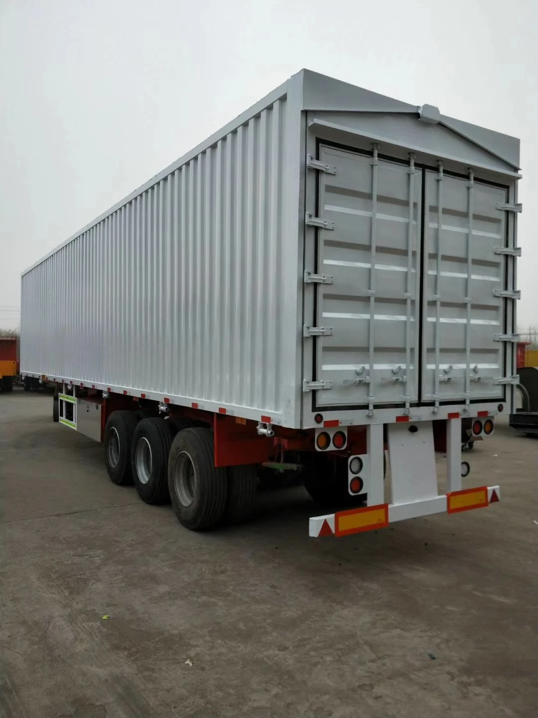 LUEN 4Axles 45Tons Cargo Transport  Box Dry Van Container Semi Truck Trailer